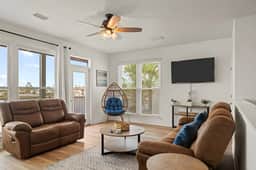 21A WatersEdge - Image 5