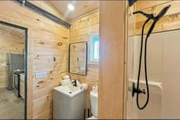 Cottage 4 - Image 3