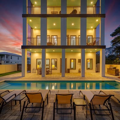 Wander Miramar Heights