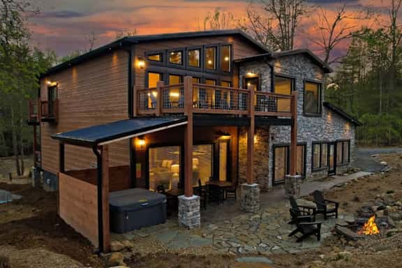 Creekside Oasis - Image 1