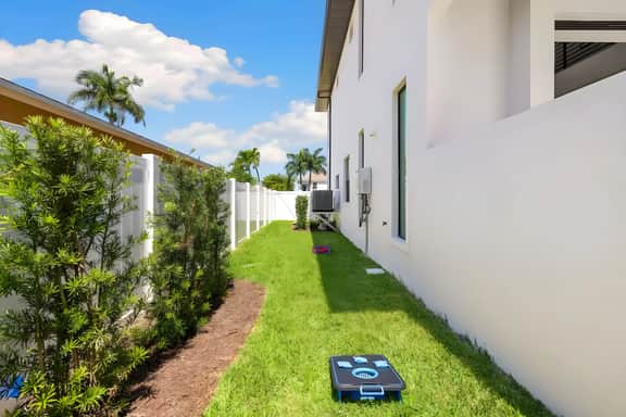 528 Villa Sorento