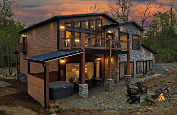 Creekside Oasis
